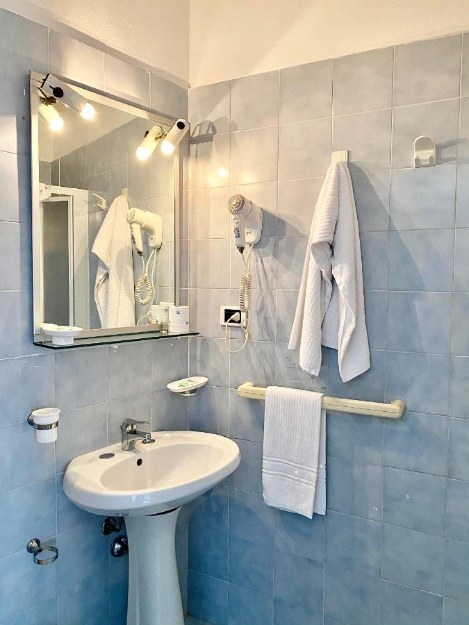 Il Romito Hotel เควร์ชาเนลลา ภายนอก รูปภาพ